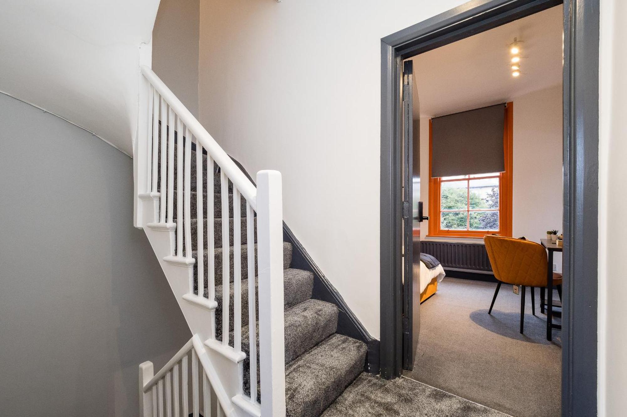 Spacious 6 Ensuite Bedroom House In Central London Exterior foto