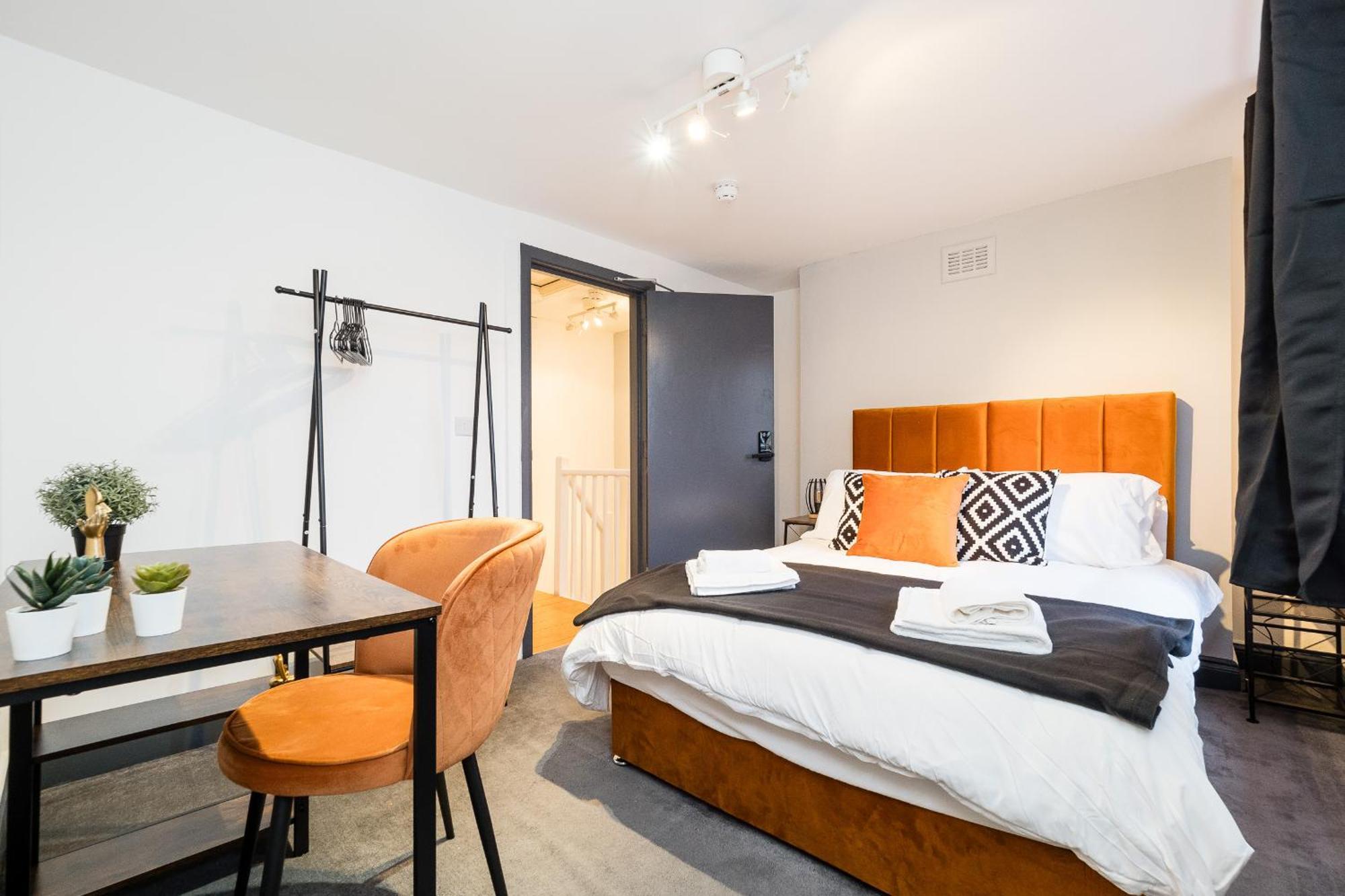 Spacious 6 Ensuite Bedroom House In Central London Exterior foto