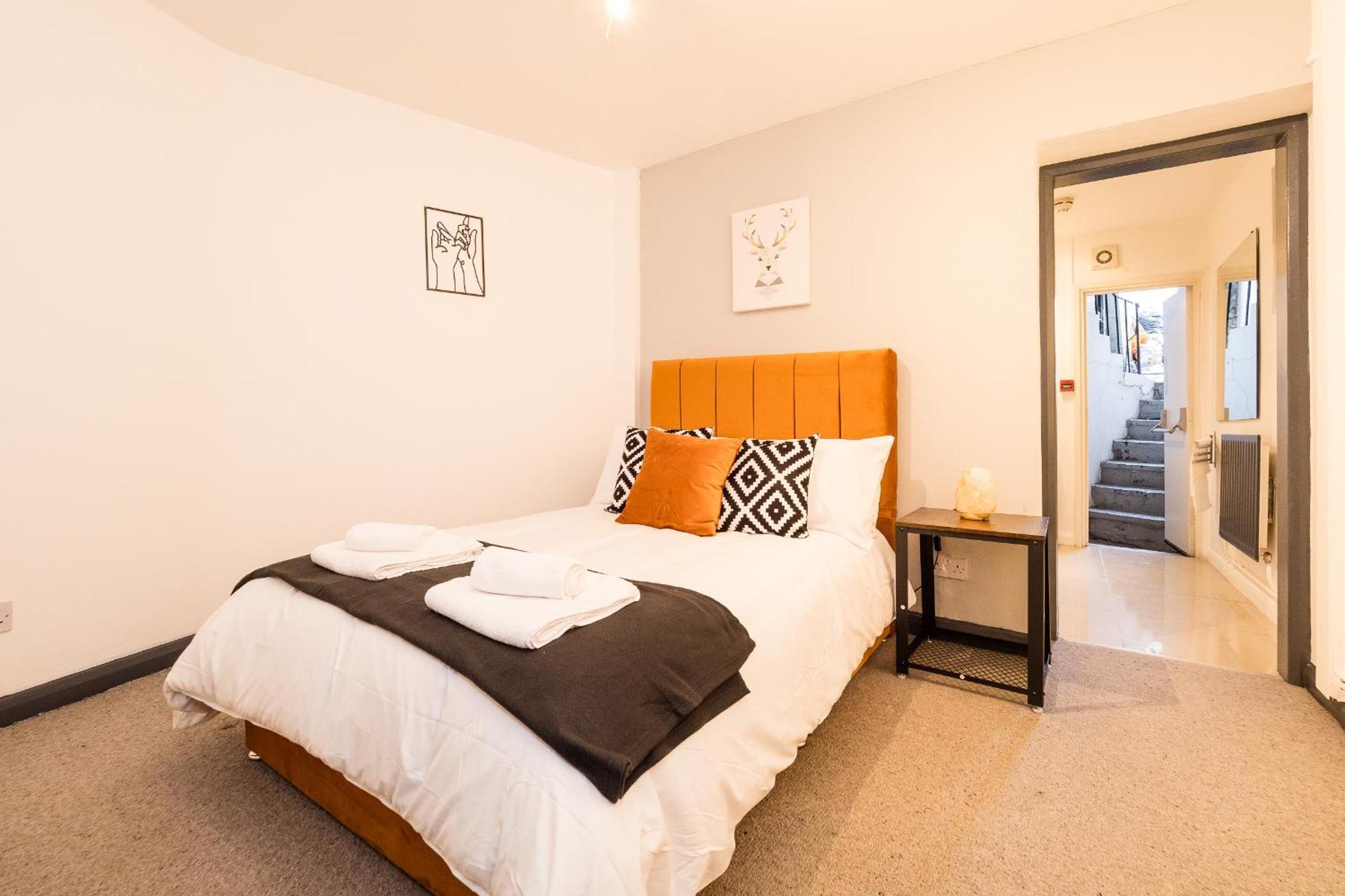 Spacious 6 Ensuite Bedroom House In Central London Exterior foto