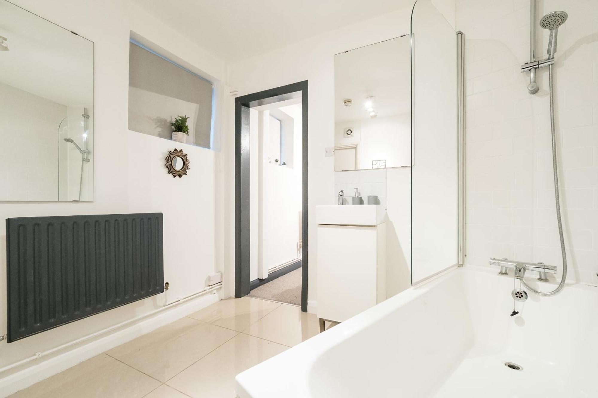 Spacious 6 Ensuite Bedroom House In Central London Exterior foto